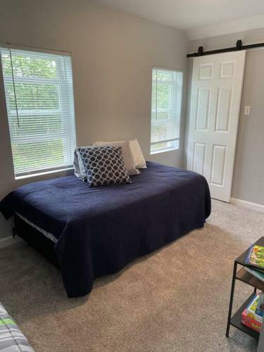 Come Play-relax-enjoy! Private Home On 2+ Acres!