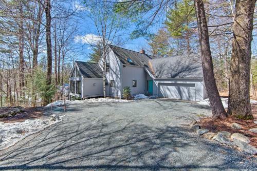 Wooded Waterfront Grantham Home Less Than 10 Mi To Ski!