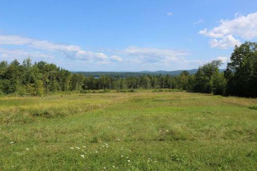 Apartamento Private Farmhouse Suite, Lake View Fields + Woods