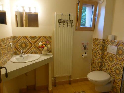 Posada Eco-h�tel Et Yourtes Du Mercantour