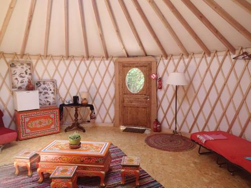 Posada Eco-h�tel Et Yourtes Du Mercantour