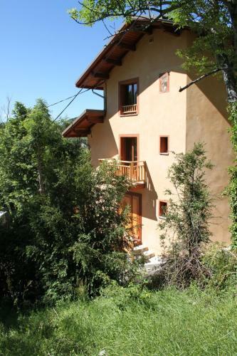 Posada Eco-h�tel Et Yourtes Du Mercantour
