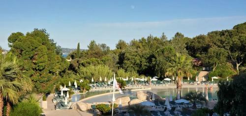 Le Petit Mas De Grimaud