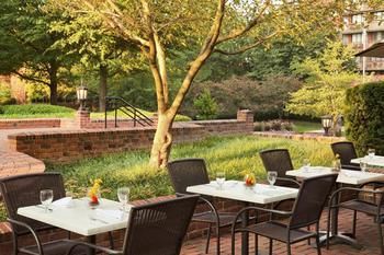 Hotel Sheraton Suites Old Town Alexandria