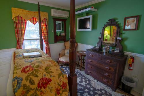 Phineas Swann Bed & Breakfast Inn