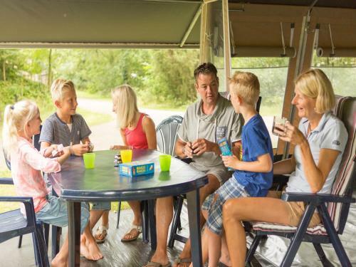 Country Camp Camping Domaine Des Messires