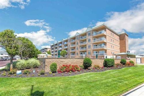 Apartamento Db301 East Rochester Avenue, Unit 106