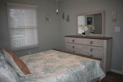 Apartamento Db301 East Rochester Avenue, Unit 106