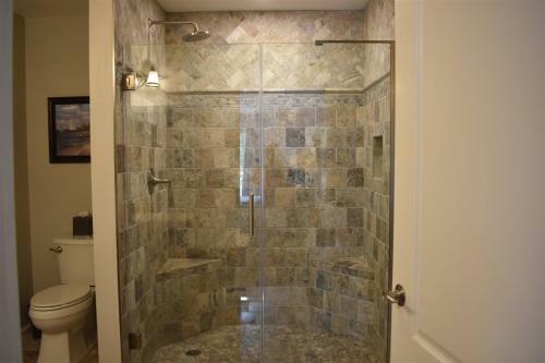 Apartamento Db301 East Rochester Avenue, Unit 106