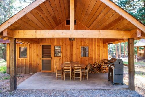 Corkins Lodge