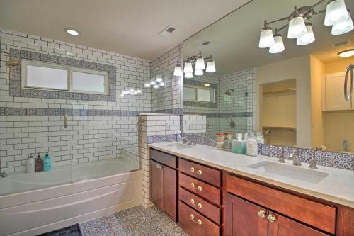 Lovely Home With Private Yard, 4 Mi To Old Town