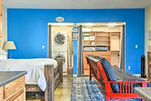 Apartamento Albuquerque Studio With Shared Pool And Fire Pit!