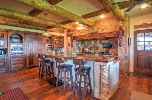 Exquisite Blame Her Ranch About 50 Mi To Santa Fe!