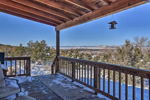 Cozy Ski Cabin With Deck Near Taos Ski Valley!