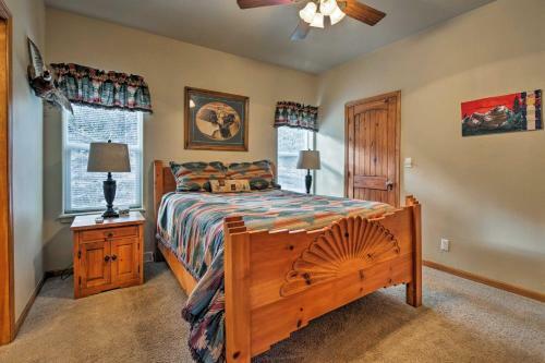 Cozy Ski Cabin With Deck Near Taos Ski Valley!