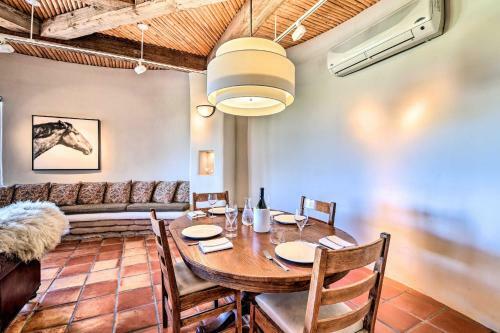 Secluded Ojo Caliente Home With Patio And Mtn Views