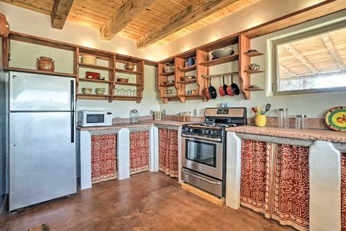 Secluded San Ysidro House With Desert Views!