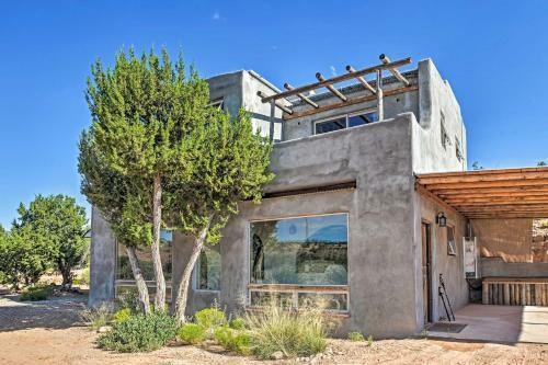 Secluded San Ysidro House With Desert Views!