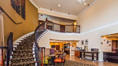 Hotel Best Western Mainland Inn & Suites
