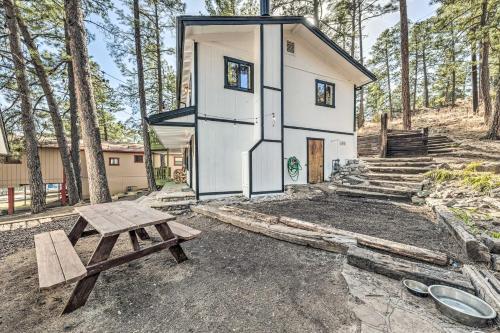 Renovated Cabin - 2 Mi To Grindstone Lake!
