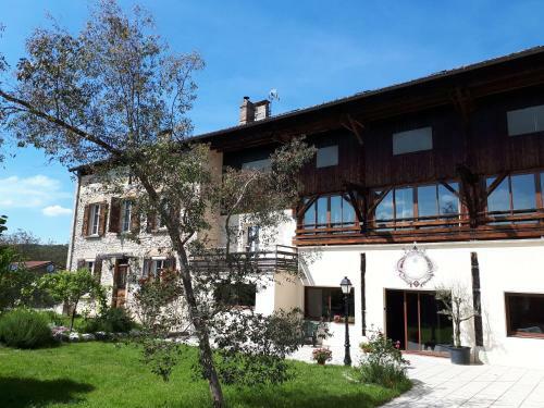 Bed & Breakfast Chambres D'h�tes La Noyeraie