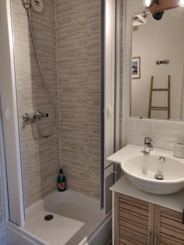 Apartamento Studio �quip� 1/4 Pers Futuroscope (8 Min � Pieds)