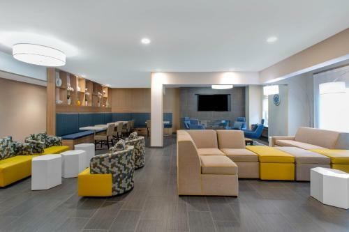 Hotel Microtel Inn & Suites By Wyndham Amsterdam