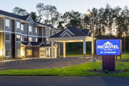 Hotel Microtel Inn & Suites By Wyndham Amsterdam
