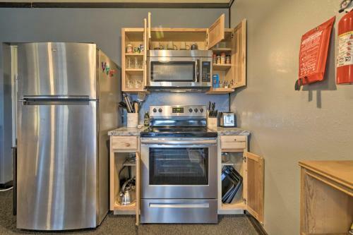 Apartamento Auburn Studio With Yard And Fire Pit About 5 Mi To Lakes!