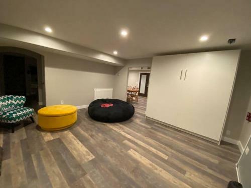 Villa Relax Or Play! Close To Everything; Sleeps 11.