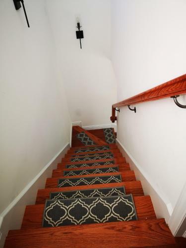Den & Family Rm With 1 Bedroom