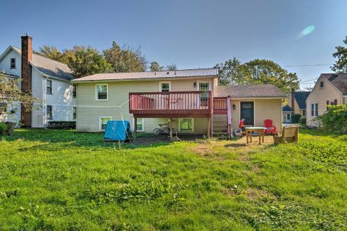 Quaint Home With Deck - 20 Mi To Dtwn Rochester