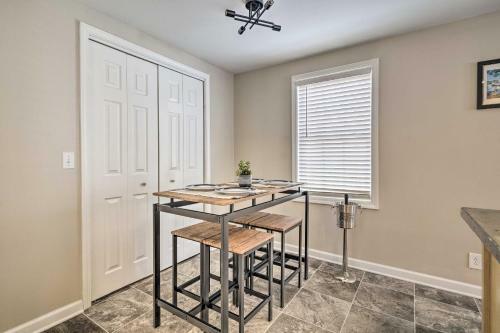 Cozy Finger Lakes Abode In Dtwn Canandaigua!