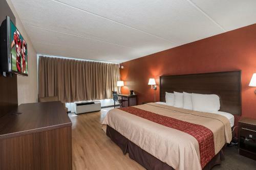 Posada Red Roof Inn Cortland