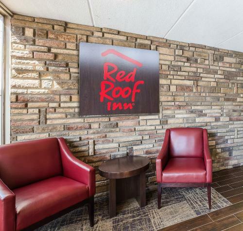 Posada Red Roof Inn Cortland