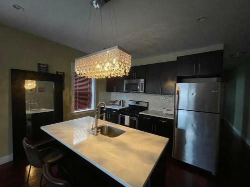 Bright And Spacious 2 Bed Apartment In Brooklyn,ny