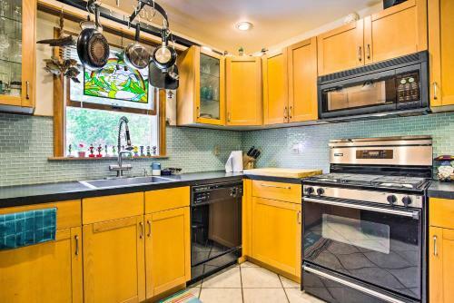 Charming Hampton Bays Home With Gazebo And Garden