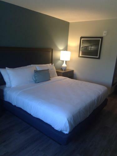 Surestay Plus Hotel By Best Western Highland Poughkeepsie