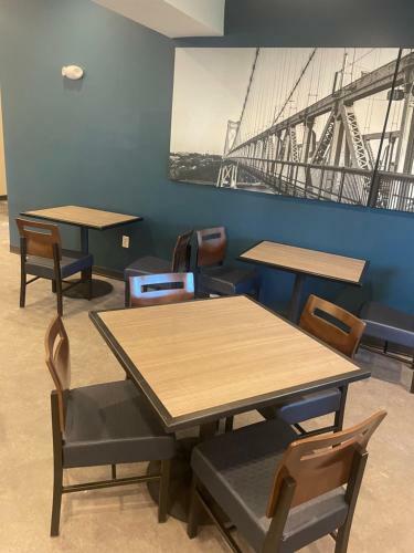 Surestay Plus Hotel By Best Western Highland Poughkeepsie
