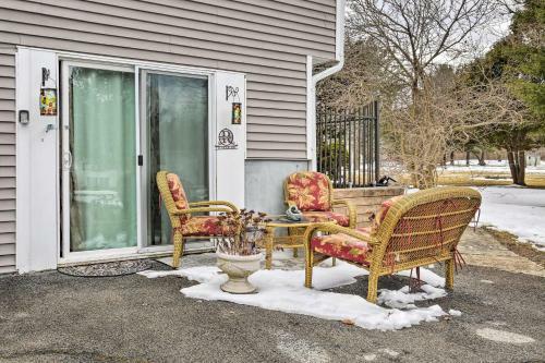 Hopewell Junction Apartment With Private Patio!