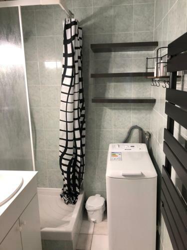 Apartamento T2 Climatis� R�sidence Front de Mer Avec Piscine