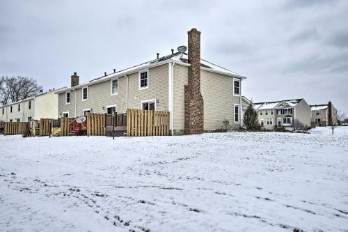 Penfield Townhome 10 Mi To Downtown Rochester