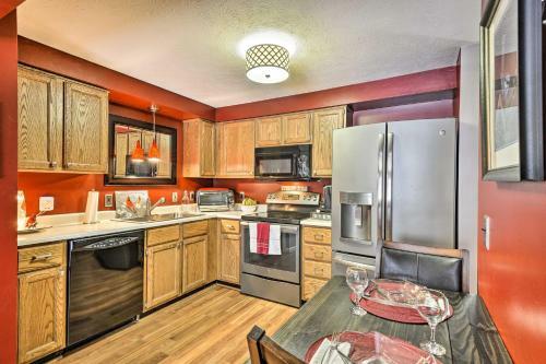 Penfield Townhome 10 Mi To Downtown Rochester