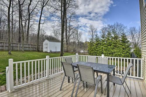 Canandaigua Lake House With Lake View And Fire Pit!