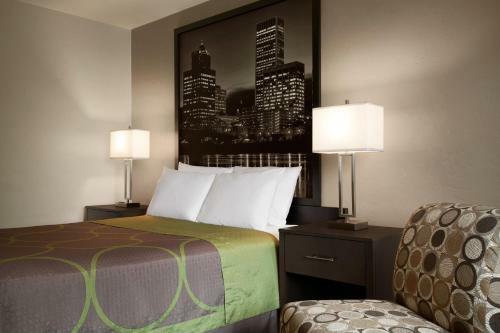 Hotel Super 8 Portland Airport