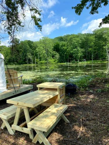 Tentrr Signature Site - Lower Pond Tent