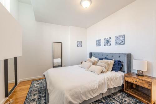 Apartamento 1 Bedroom Penthouse Steps To Central Park