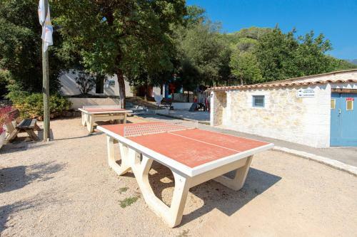 Camping Au Vallon Rouge **** - Maeva