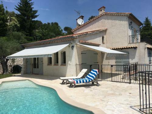 Villa de Charme Avec Vue Superbe � 10 Km de La Mer