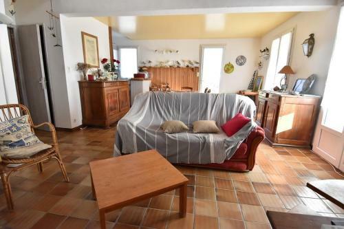 Villa Individuelle de Plain Pied, � Proximit� de La Plage